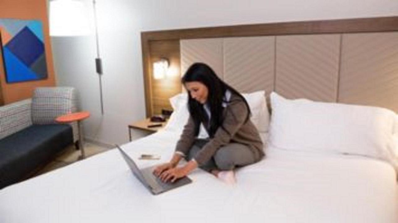 Holiday Inn Express Pune Pimpri By Ihg Buitenkant foto